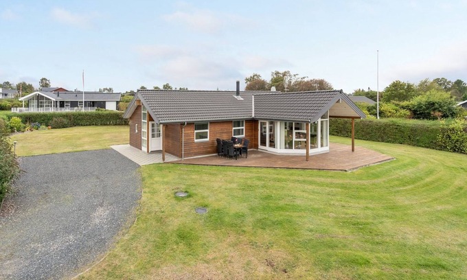 Bønnerup Strand House | "Kimi" - 800m from the sea by Interhome