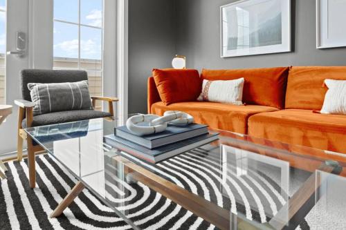 Old Town West Apartment | King Bed An Alluringly Cozy Suite Xcape