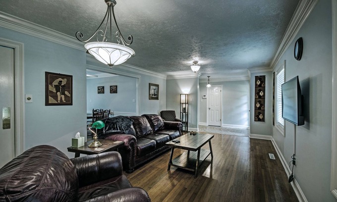 Tougaloo House | *King* Bed House in the Heart of Jackson