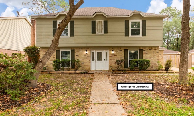 Houston House | |King Bed Suite|North Houston Modern Style Home