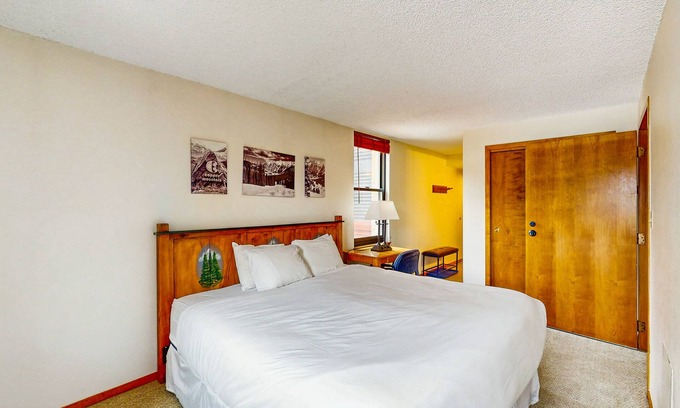 Copper Mountain Village Apartment | King Center Village lock-off w/shared hot tub, on rec trail, walk to lift