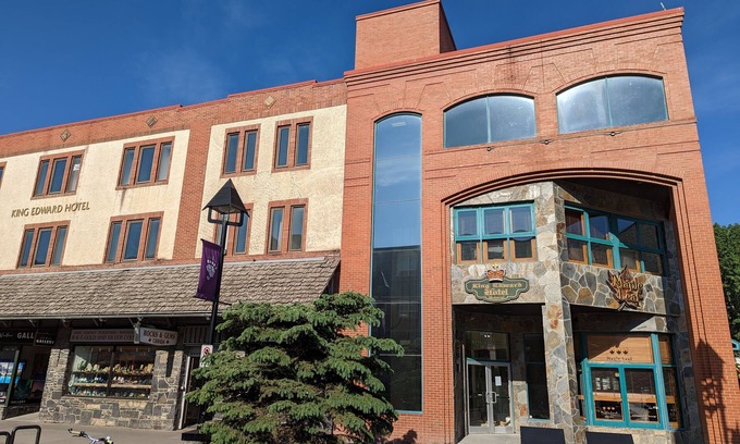 Banff Hotel | King Edward Hotel
