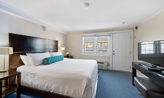 Falmouth Heights Condo | King Room w/Partial Ocean View Above Restaurant (203)