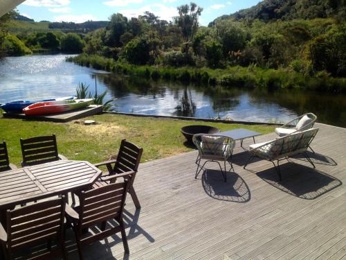 Kuratau House | Kingfisher - Kuratau Holiday Home