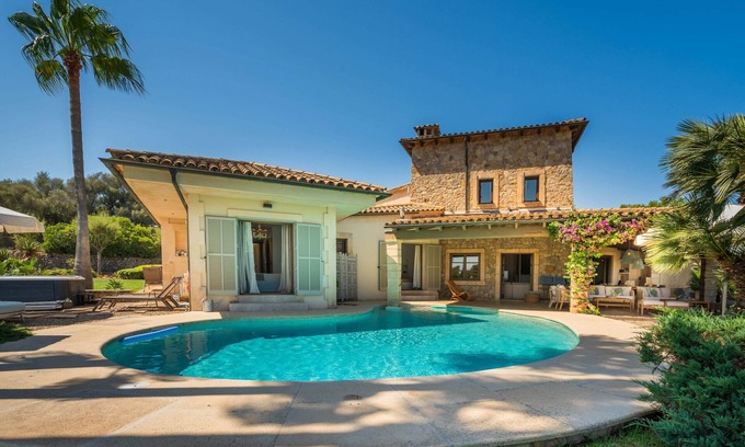 Alcudia Villa | Kingmoon, Villa 5StarsHome Mallorca