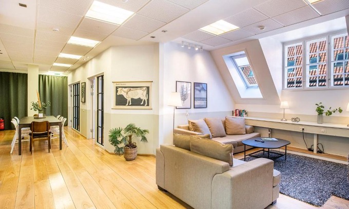 Copenhagen City Centre Apartment | Kings Garden 1 by Daniel&jacob's