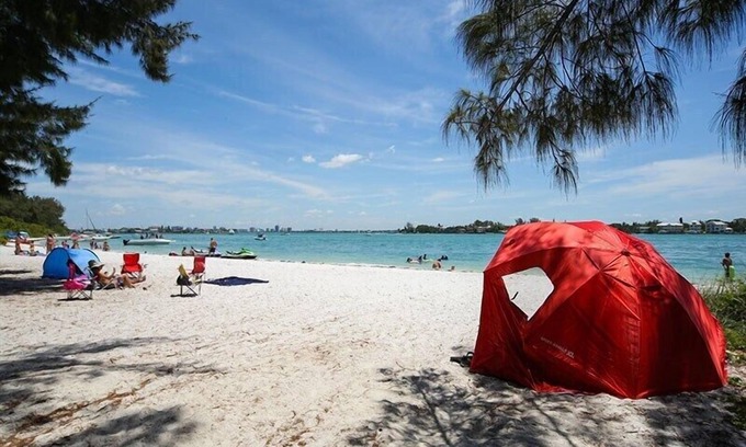 Saint Armands Key Condo | Kingston Arms - Sarasota