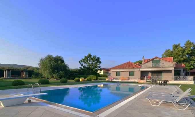 Pylos-Nestoras House | Kiskiras Estate - Private Lux Villa with Pool, Tennis court & gardens