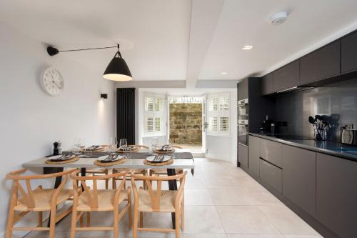 Harrogate Apartment | Kist Accommodates - The Stray Nook