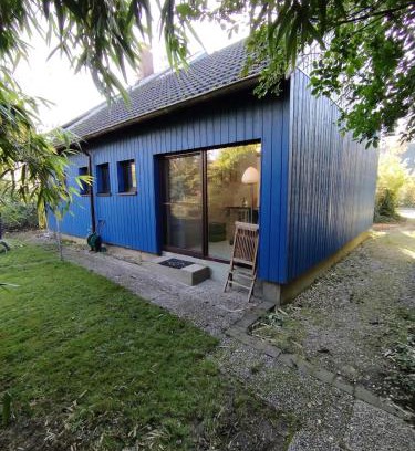 Neukirchen-Vluyn Apartment | Kleinere Doppelhaushälfte in Stadtkernnähe von 47506 Neukirchen-Vluyn - das Bad ist ein Traum