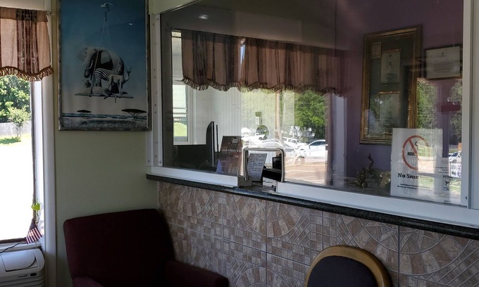 Paris Hotel | Knights Inn Paris