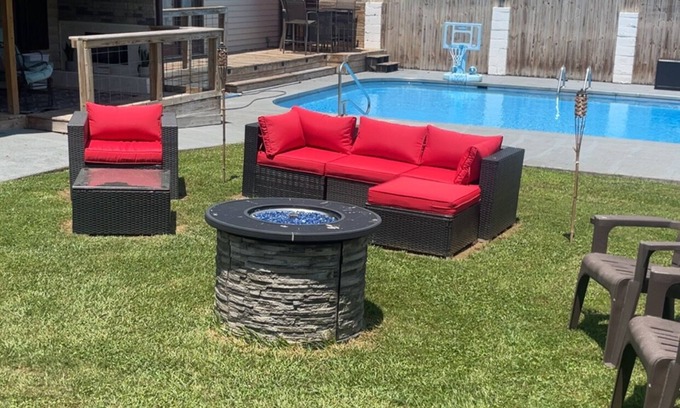 Johnson City House | Knob Creek Falls -Private Inground Pool! Best Location in the city!