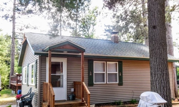 Minocqua House | Knotty Pine White Pine - Lake Minocqua