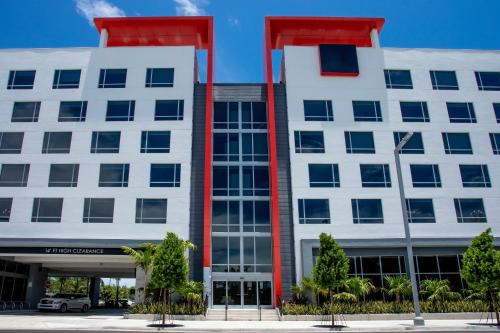 Seybold Hotel | Kompose Boutique Miami Airport