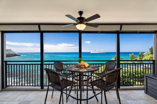 Historic Kailua Village Apartment | Kona Alii 403