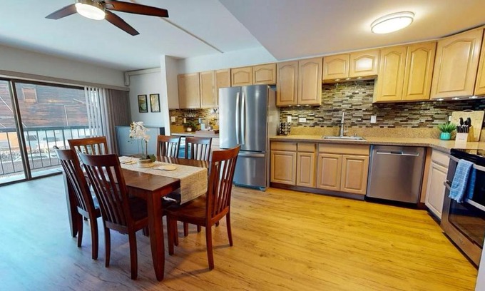 Historic Kailua Village House | Kona Plaza 212
