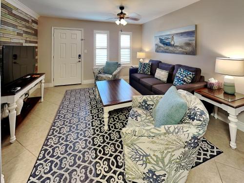Rockport Apartment | Kontiki Beach Resort #317