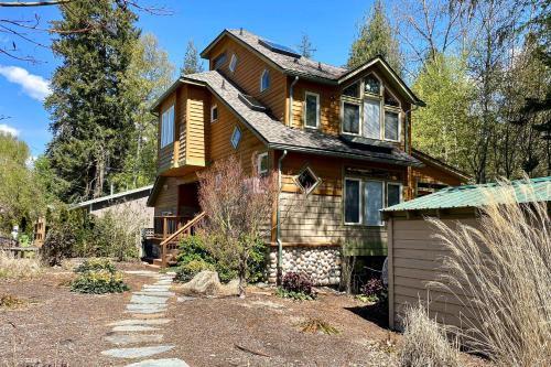 Ponder Point House | Kootenai Haus