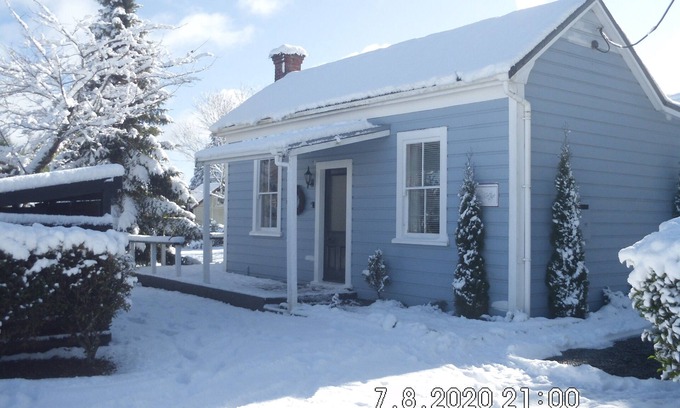 Rangataua Cottage | Kosbys Cottage, nestled in the heart of Tongariro for all the best adventures!