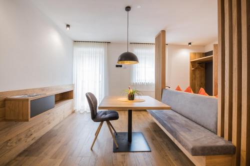 Vierschach Apartment | Kuenz Dolomites App 2