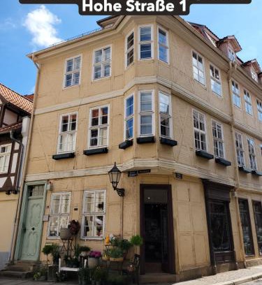 Quedlinburg House | Kunsthaus mit Frühstück im Hotel Theophano