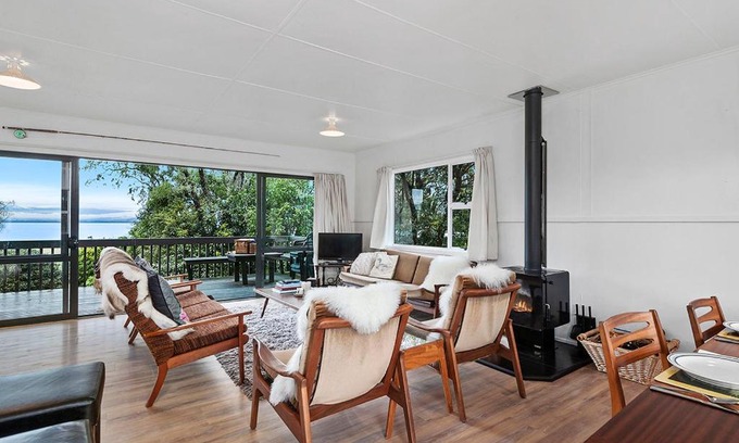 Kuratau House | Kuratau Classic - Kuratau Holiday Home