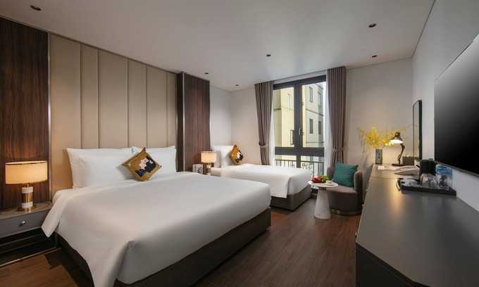 Hang Buom Hotel | Léman Old Quarter Hotel