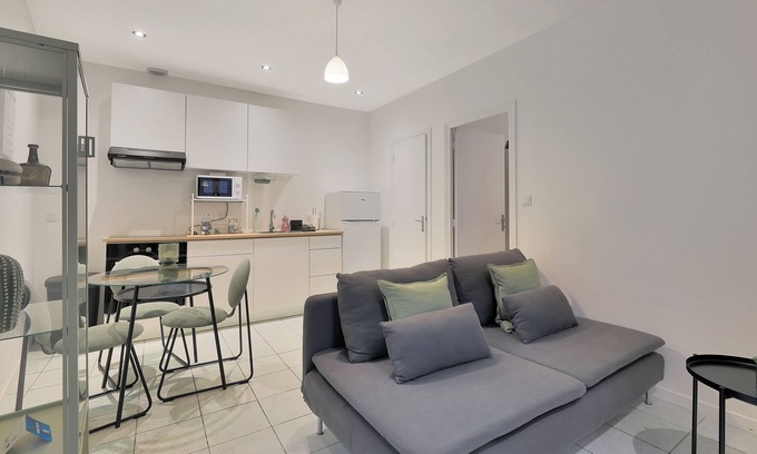 Saint-Quentin Apartment | L’Éclat d’Eucalyptus - Appt pour 2 à Saint-Quentin