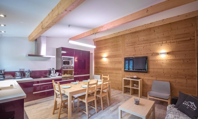 Flumet Apartment | L’Écrin du Val d'Arly - Vue montagne, parking privé