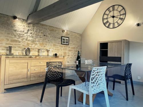 Commes House | L étable