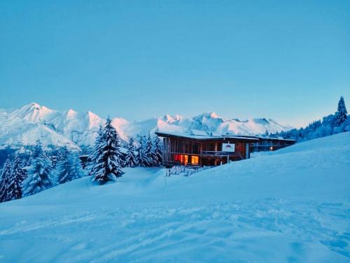 Arc-1800 Hotel | L'Aiguille Grive Chalets Hotel