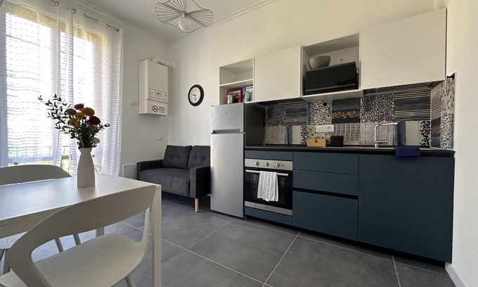 La Spezia Apartment | L'Albicocco - 15 minutes walk from the Historic Center and the Central Station