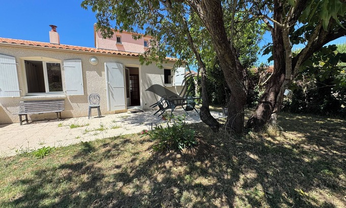 Fouras House | L'Amandiers En Fleurs - Two minutes from the beach