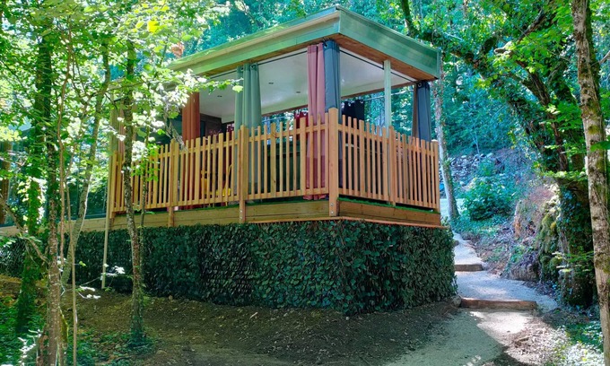 Illoud House | L'Ange de Fer