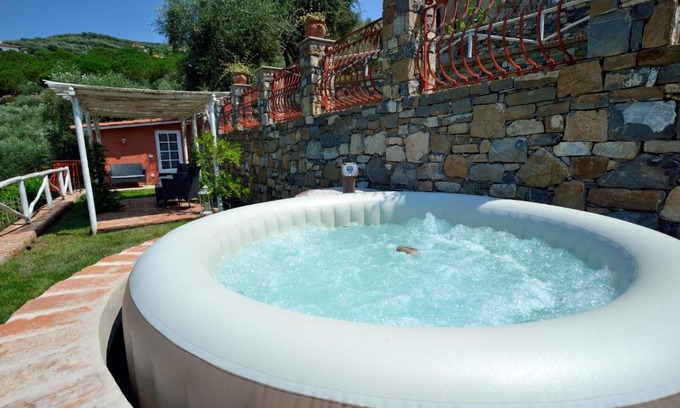 Diano Castello House | L'angolo di Paradiso