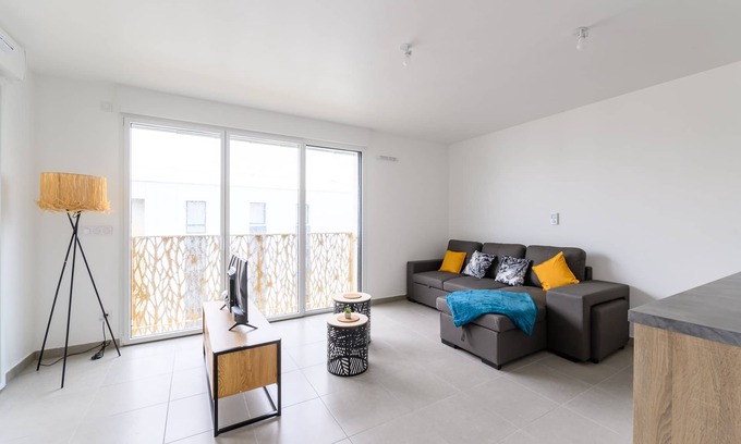 Villepinte Apartment | L'Arena - Balcon et Parking privé