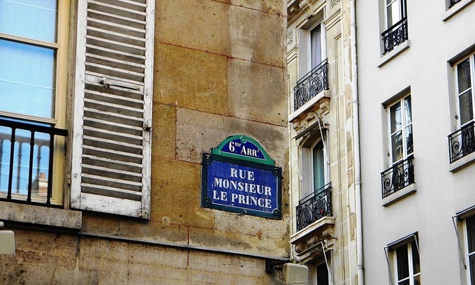 Quartier des Invalides Apartment | L'Essence de Saint-Germain-an opulent 18th-century apartment