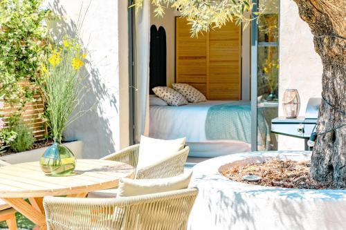 Les Baux-de-Provence House | L'hôtel des oiseaux