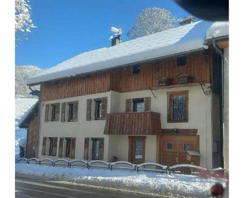 Entremont Apartment | L ours