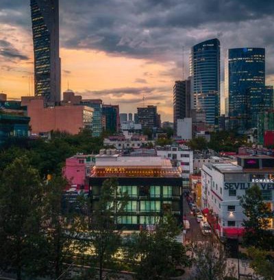 Reforma House | L301 1Bdrm 1bath fits 6 AC Rooftop views