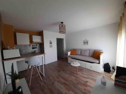 La Rochelle Apartment | Laïa, studio type Scandinave, parking