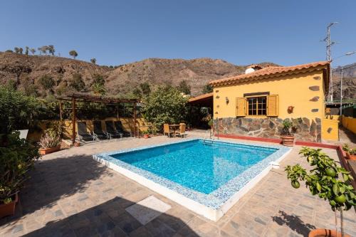 San Bartolome de Tirajana Ski Chalet | La Almendra