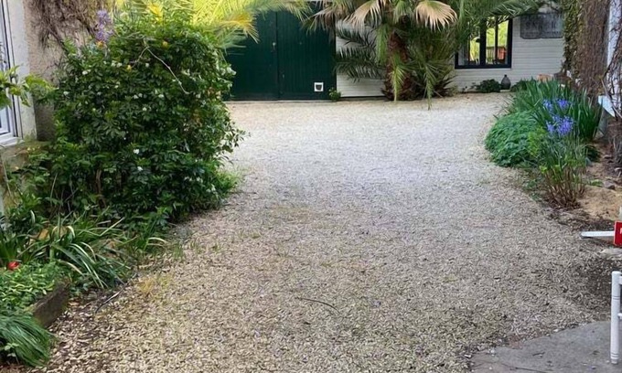 Les 3 Cites Apartment | La berge du Clain - Joli appartement à Poitiers