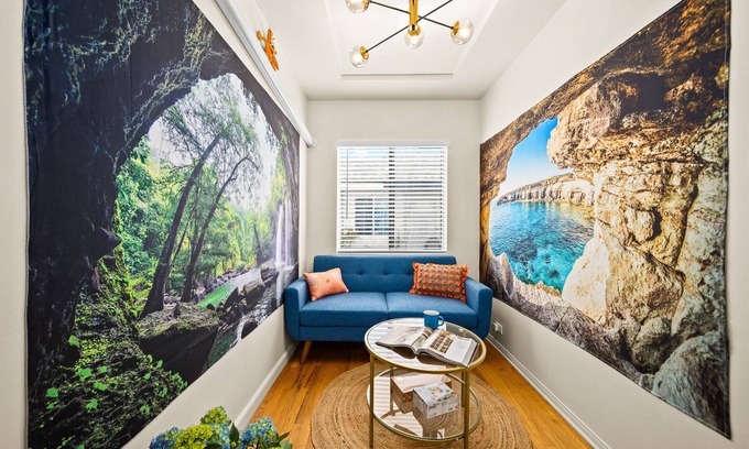 Mayflower Village House | LA Blue, Pool, 3BR by Zen Living