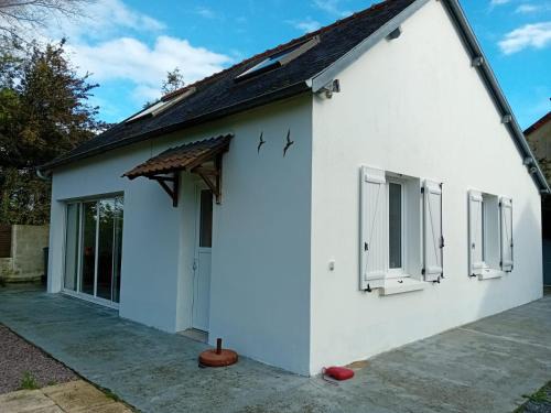 Englesqueville-la-Percee House | La Bourgandie