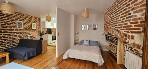 Cahors Old Town Apartment | La Brique Cadurcienne