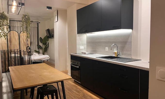 Quartier Saint-Georges Apartment | La bruyere - Appartement fabuleux- 4P - Paris 9