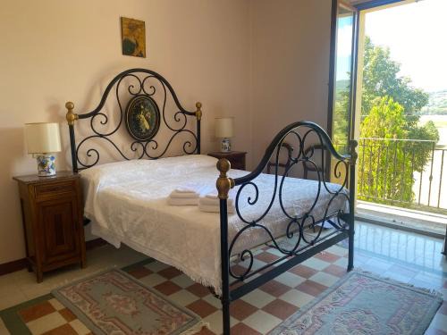 Guzman House | La Casa Del Contadino