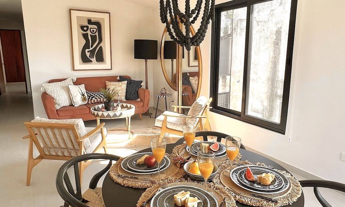 Downtown Cancun Apartment | La Casa del Perro Rosa, Cancún Downtown