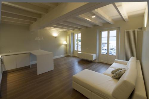 Lovere Old Town Apartment | La Casa Del Porto